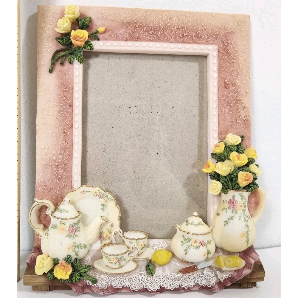 A Richesco Tea Party Photo Frame 3D Floral Roses Cottagecore Shabby Chic PF399